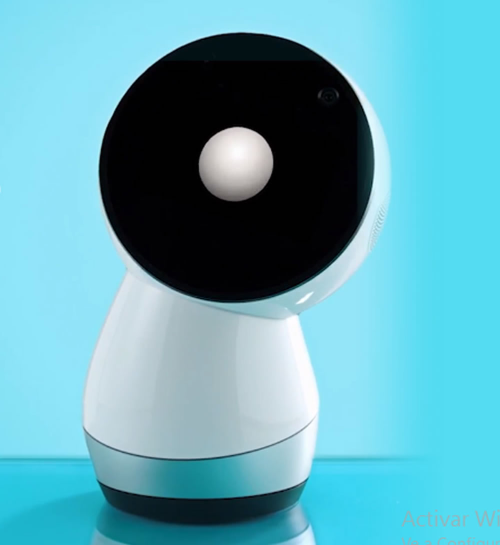 Everis demuestra robot Jibo social y analtica de datos